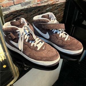 Nike Air Force 1 Mid Chocolate Cream